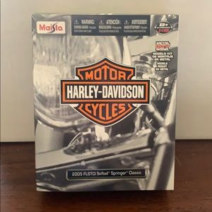 Model of a 2005 FLSTCI Softail Springer Classic